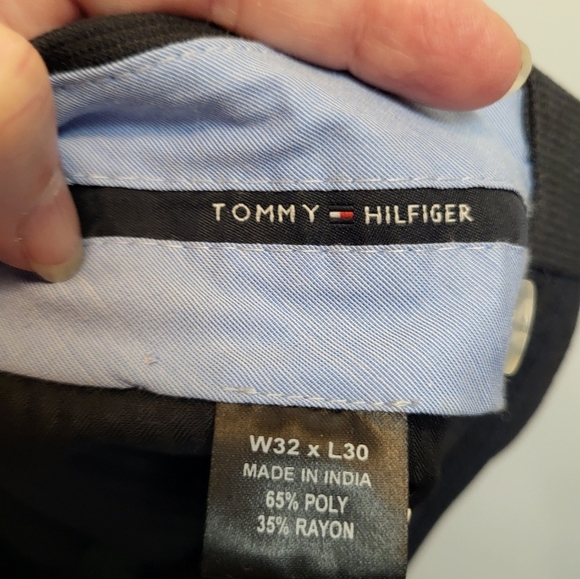 Tommy Hilfiger Men's Black Dress Pants Classic Style W32 x L30 - Picture 4 of 5